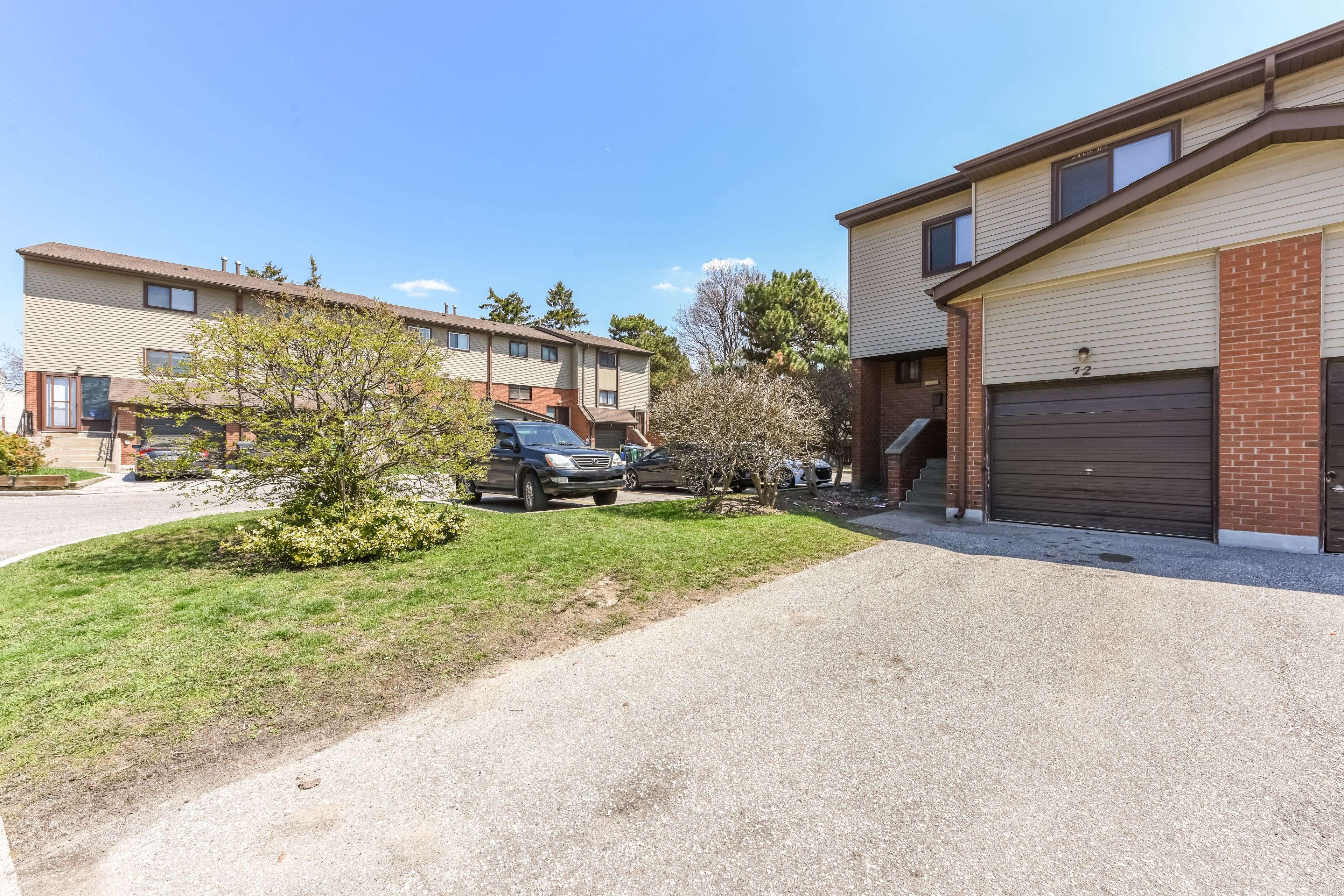 72 Carleton PL #72, Brampton, ON L6T 3Z4