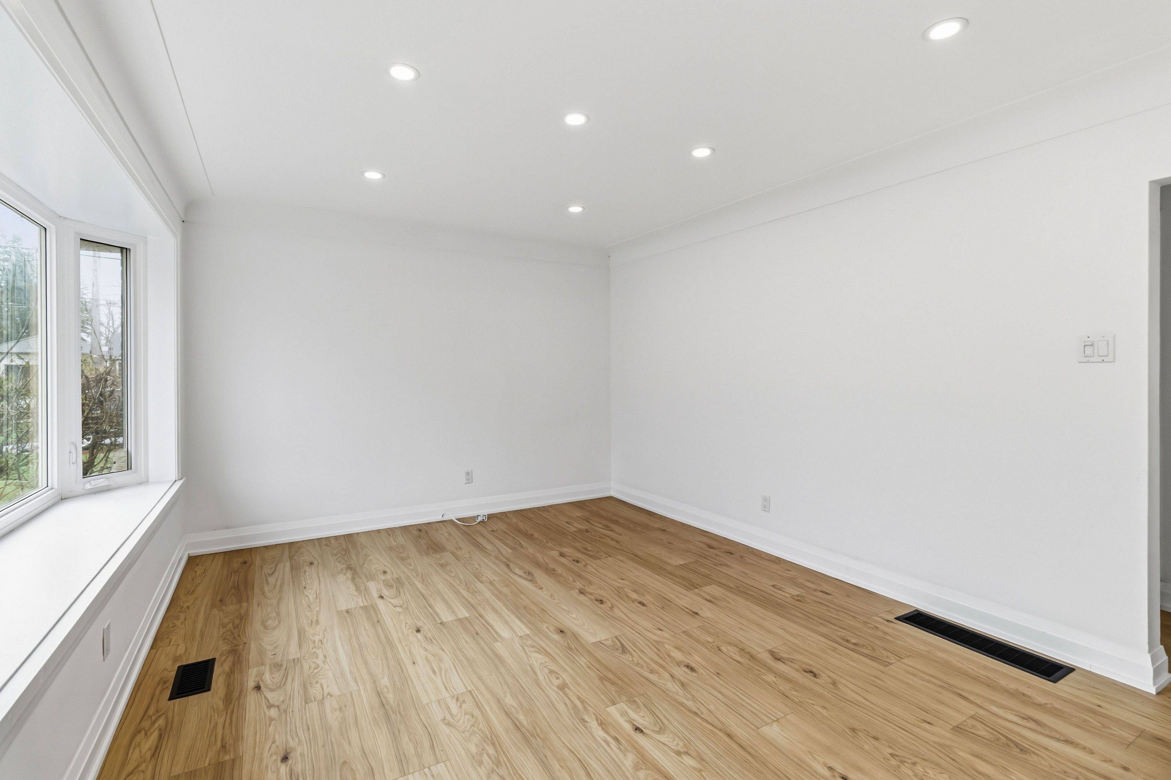 623 WICKENS AVE, Burlington, ON L7T 3T1