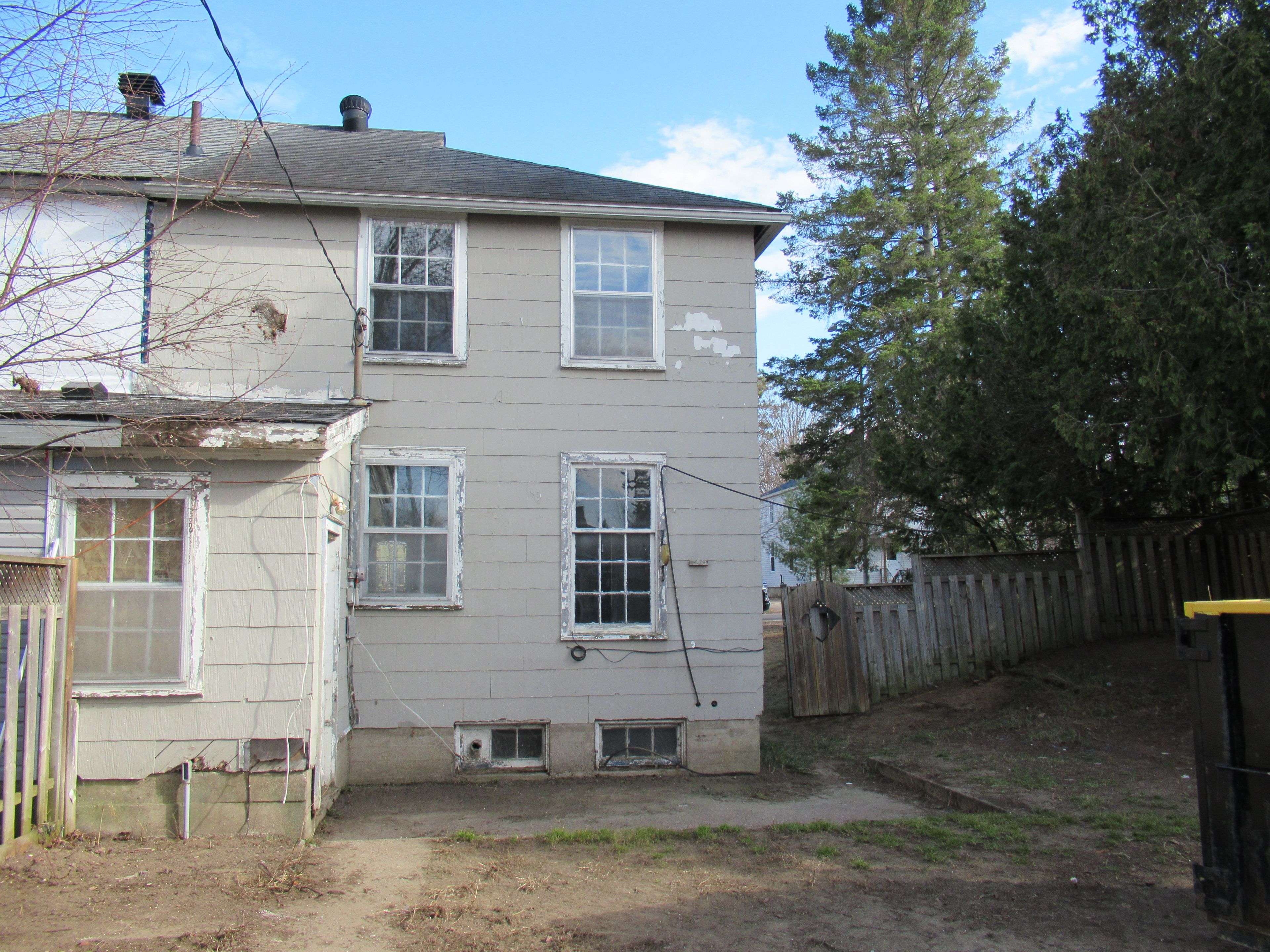 10 Iberville ST, Deep River, ON K0J 1P0
