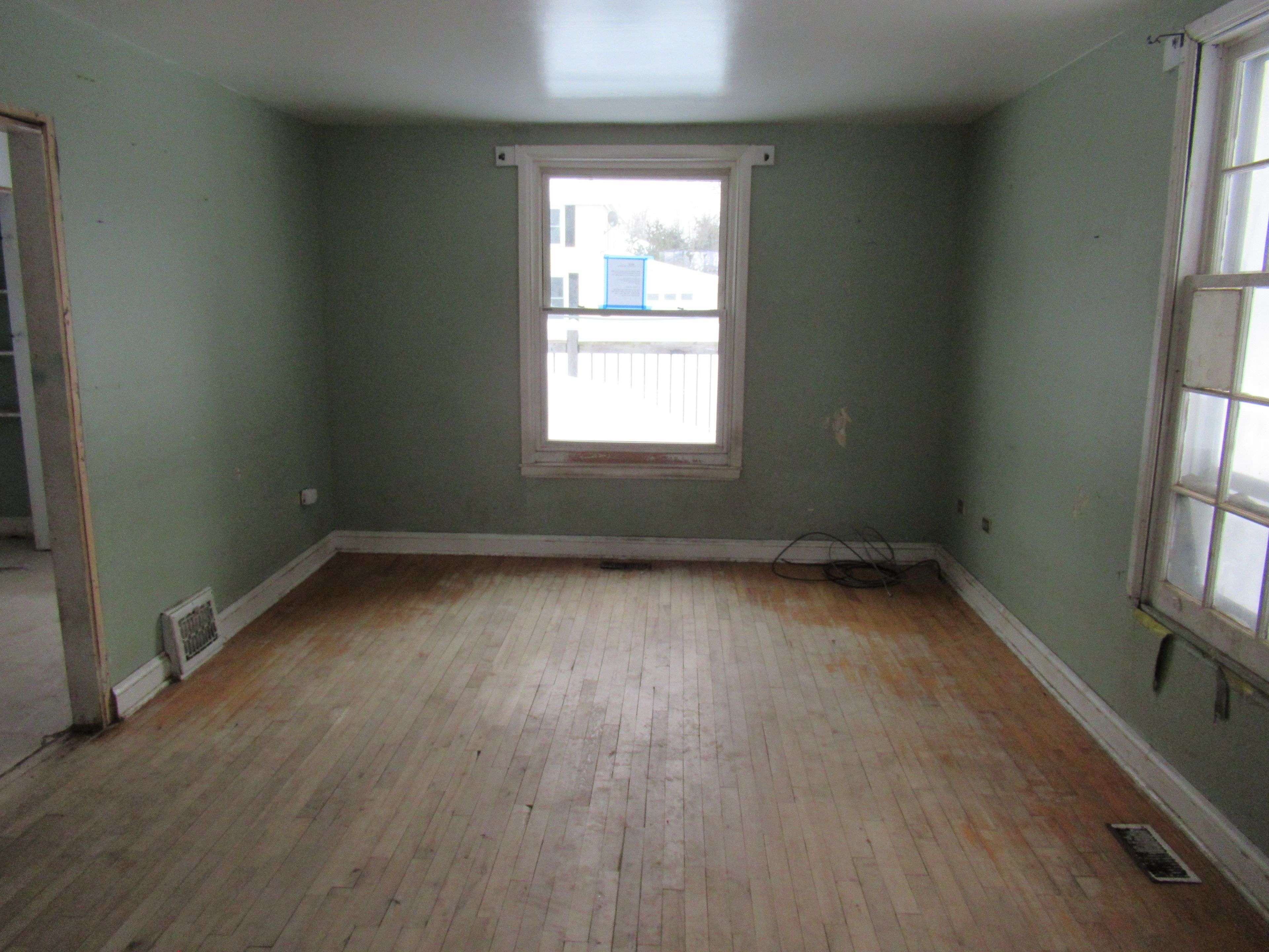 10 Iberville ST, Deep River, ON K0J 1P0