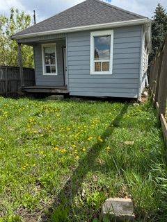 230 Cope ST, Hamilton, ON L8H 5B5