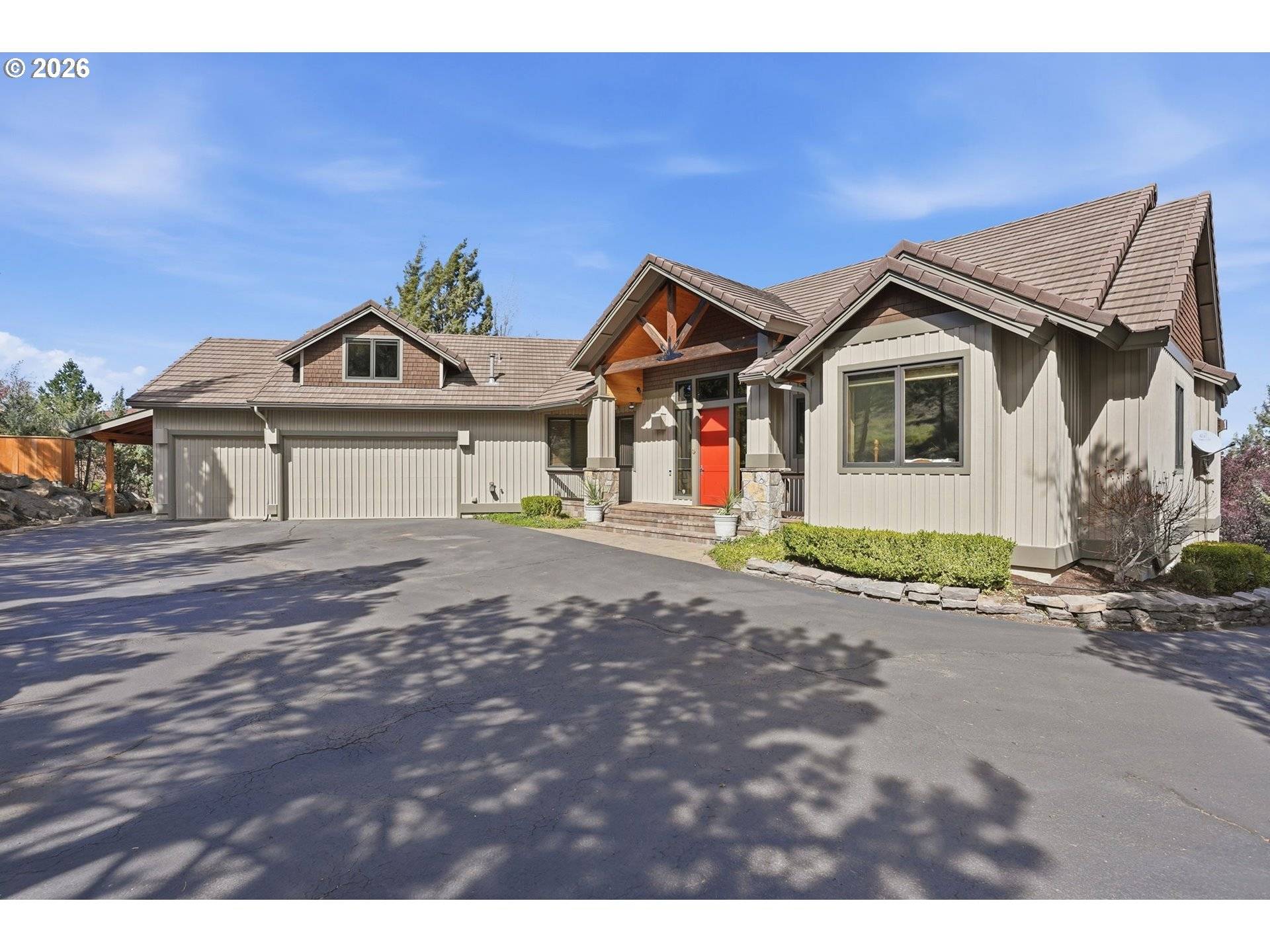 631 SUNDANCE RIDGE CT, Redmond, OR 97756