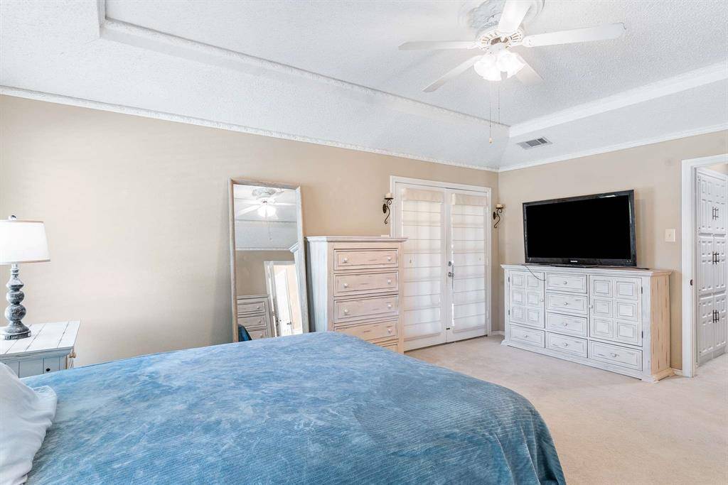 1008 Nottingham Drive, Carrollton, TX 75007