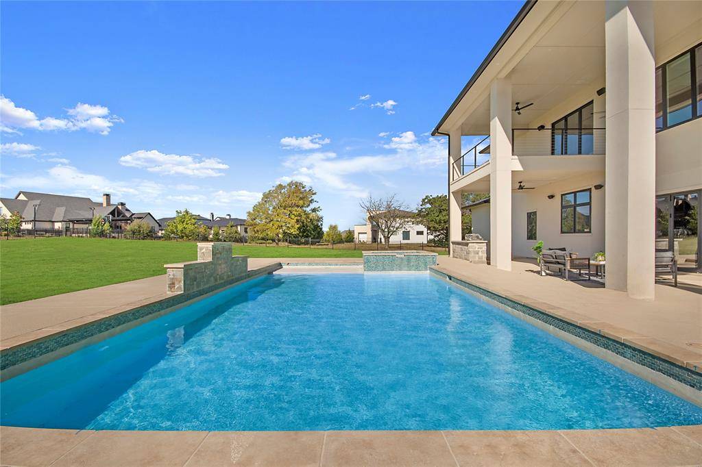 421 Sunrise Ridge Drive, Heath, TX 75032