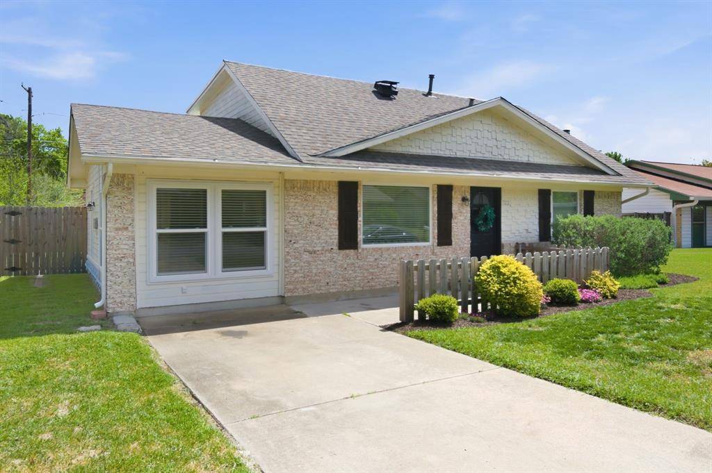 722 Cindy Drive, Cedar Hill, TX 75104
