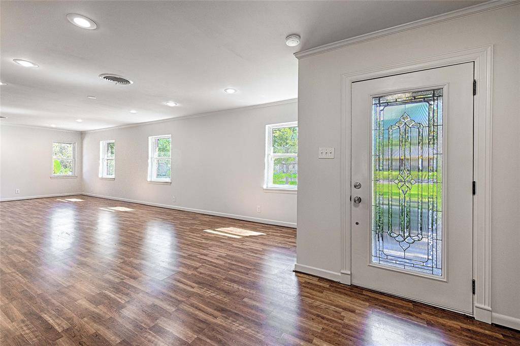 4 Patterson Drive, Greenville, TX 75402