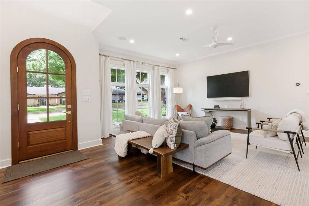 2226 Shady Creek Drive, Richardson, TX 75080