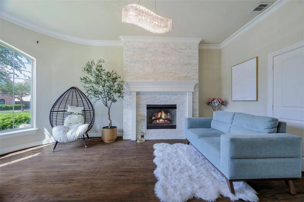 7524 Glenturret Circle, The Colony, TX 75056