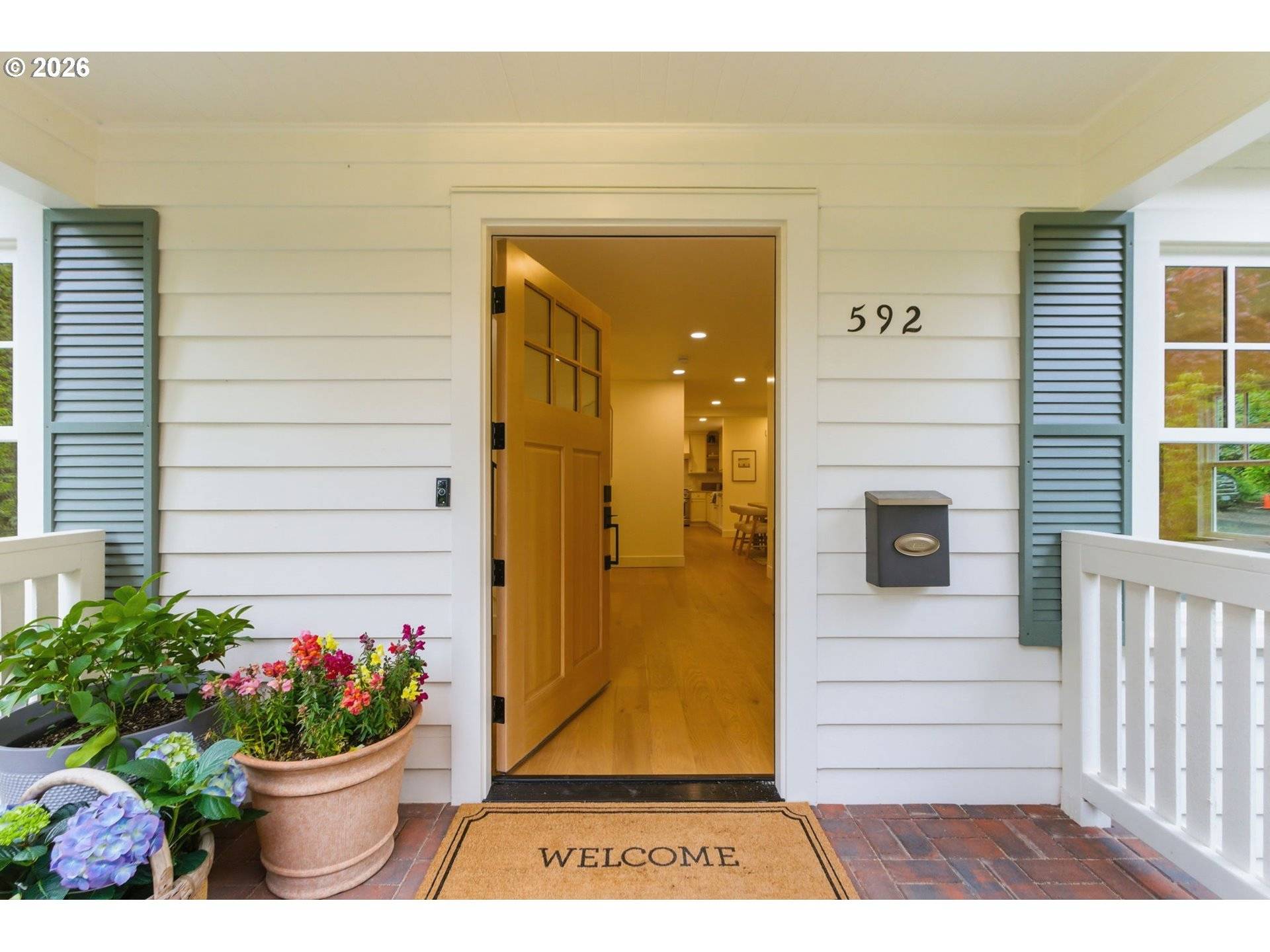 592 9TH ST, Lake Oswego, OR 97034