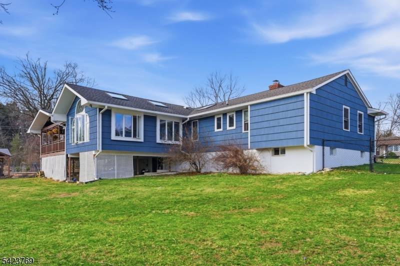 4 Glencove Rd, Parsippany-troy Hills Twp., NJ 07950