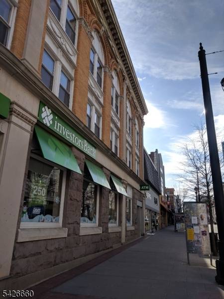 385 George St #2B, New Brunswick City, NJ 08901