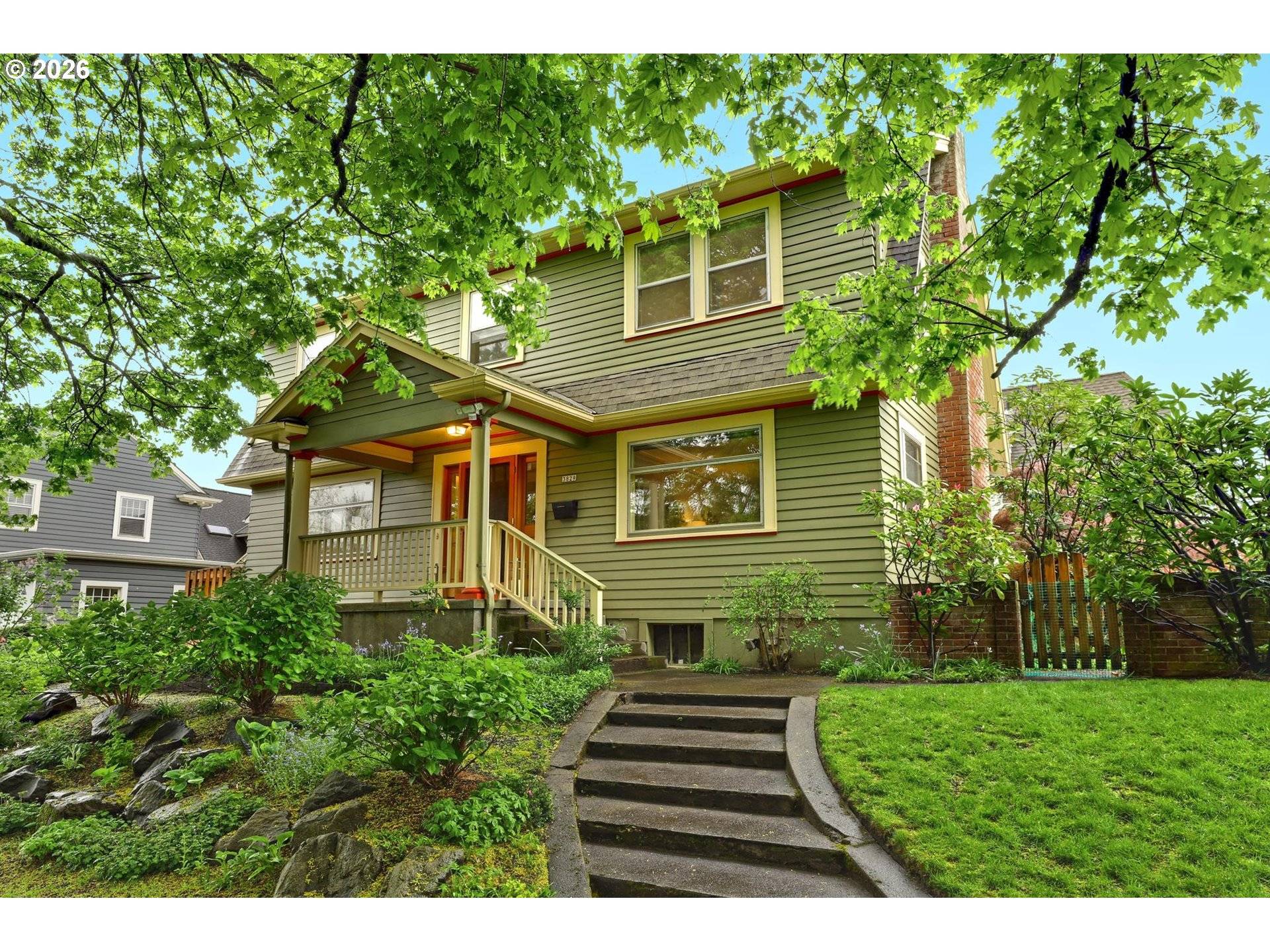 3829 NE 28TH AVE, Portland, OR 97212