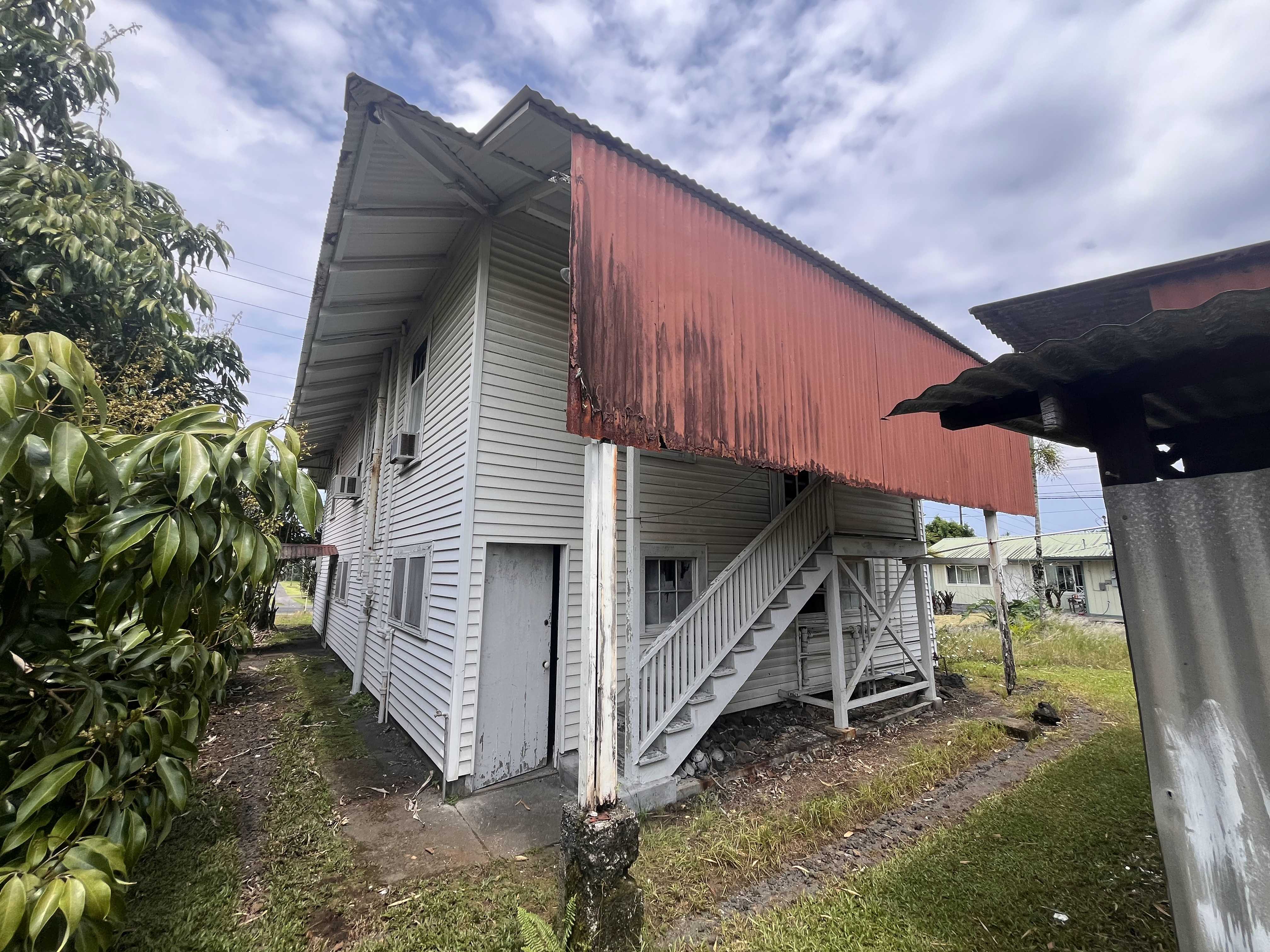 155 W KAWAILANI ST, Hilo, HI 96720