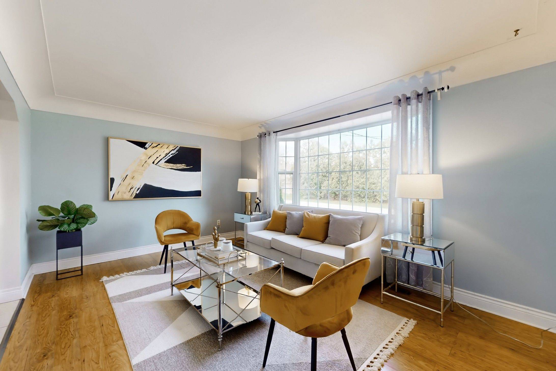 632 Inverness AVE, Burlington, ON L7T 3S8