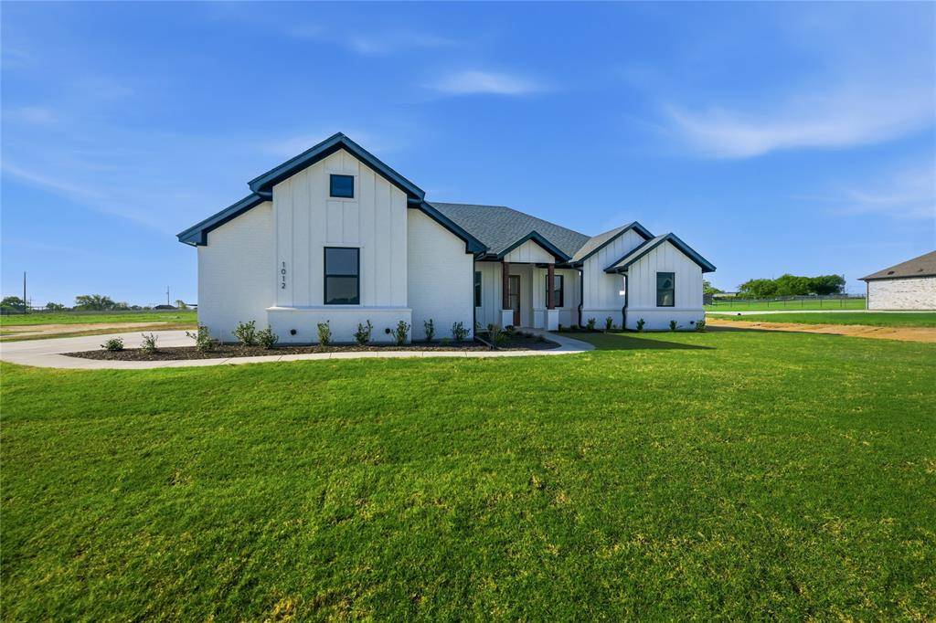 1012 Katie Court, Reno, TX 76020