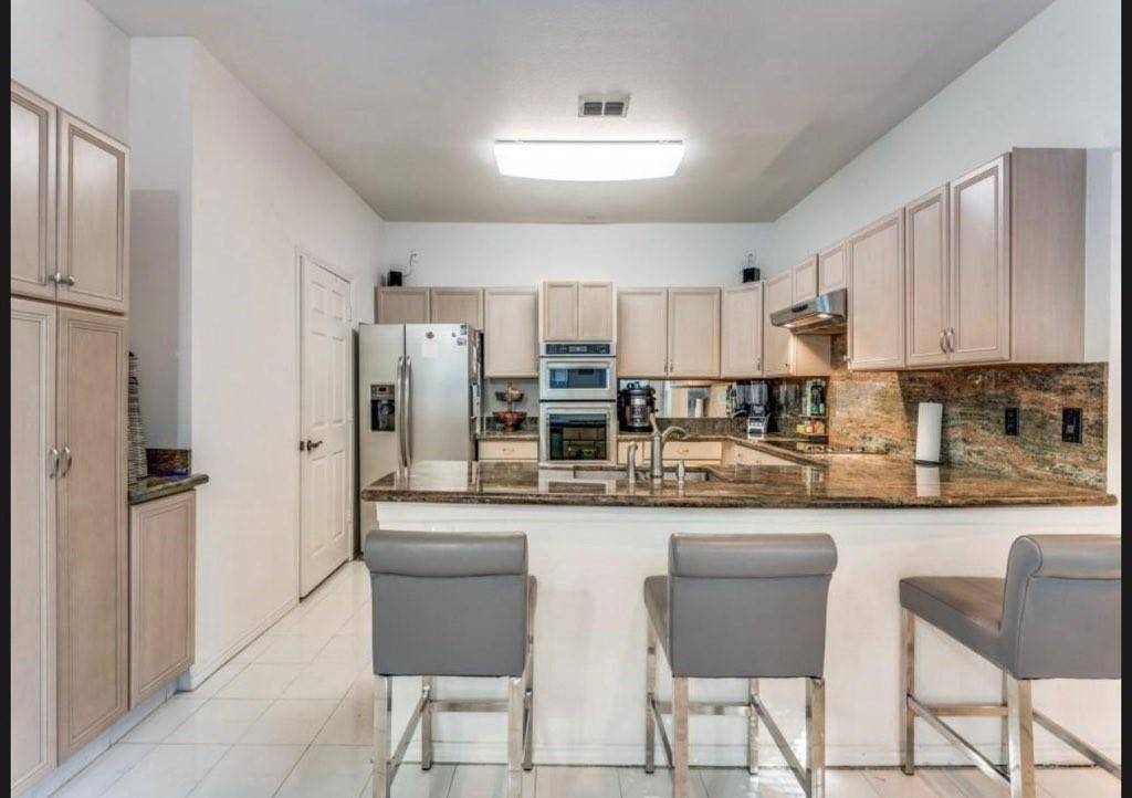 17719 Sunmeadow Drive, Dallas, TX 75252