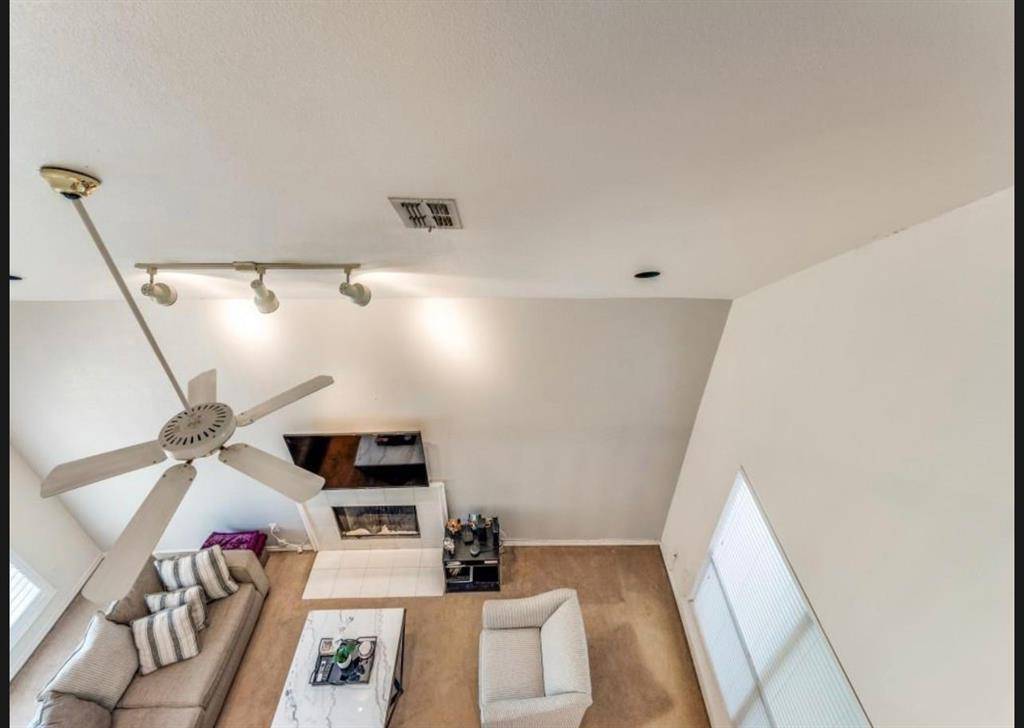 17719 Sunmeadow Drive, Dallas, TX 75252