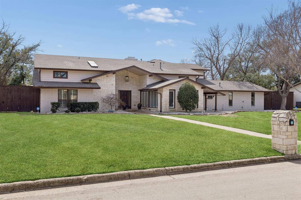 7040 Oakbluff Drive, Dallas, TX 75254