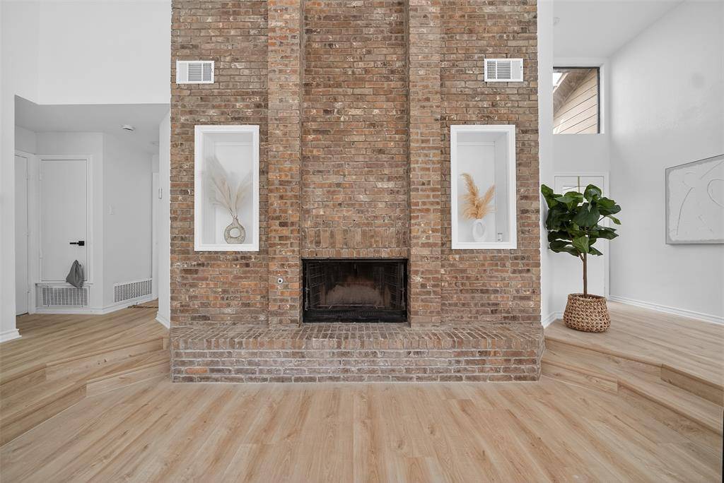 2217 Mediterranean Avenue, Arlington, TX 76011