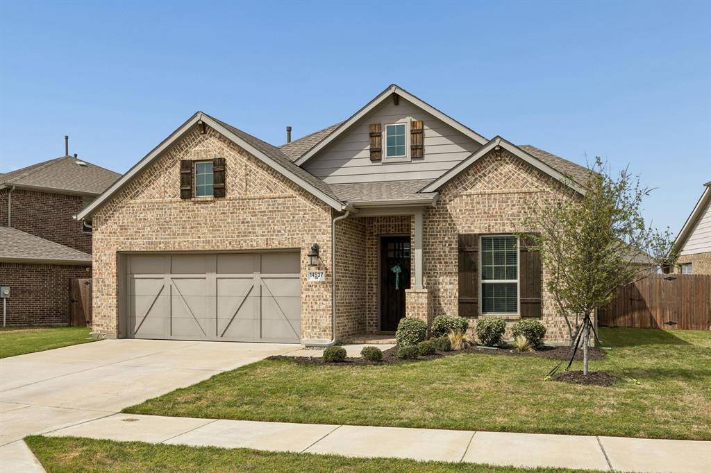14537 Frog Lake Drive, Fort Worth, TX 76262