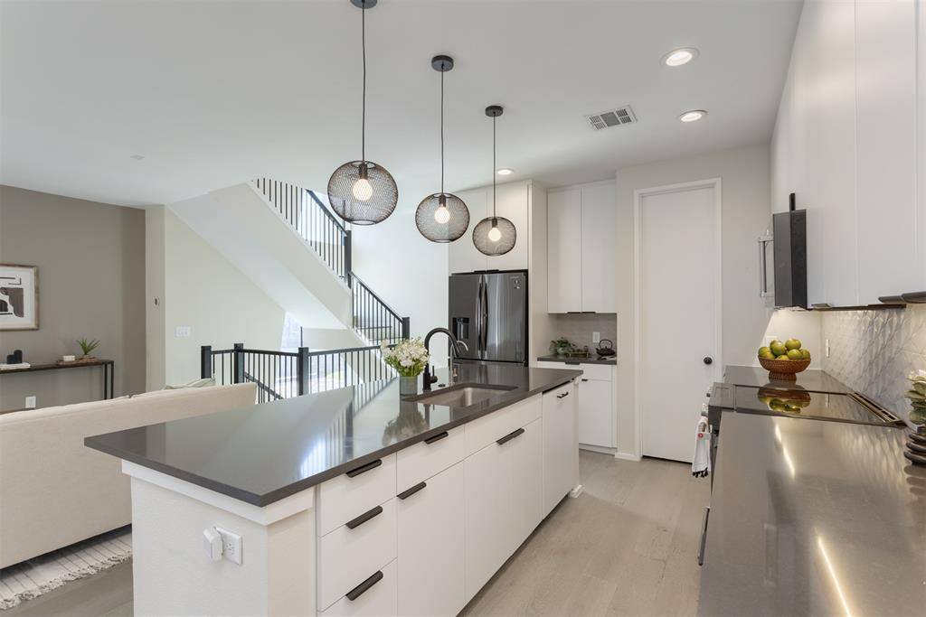 4703 Munger Avenue #101, Dallas, TX 75204