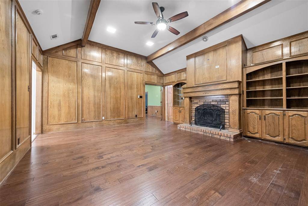 3010 Club Hill Drive, Garland, TX 75043