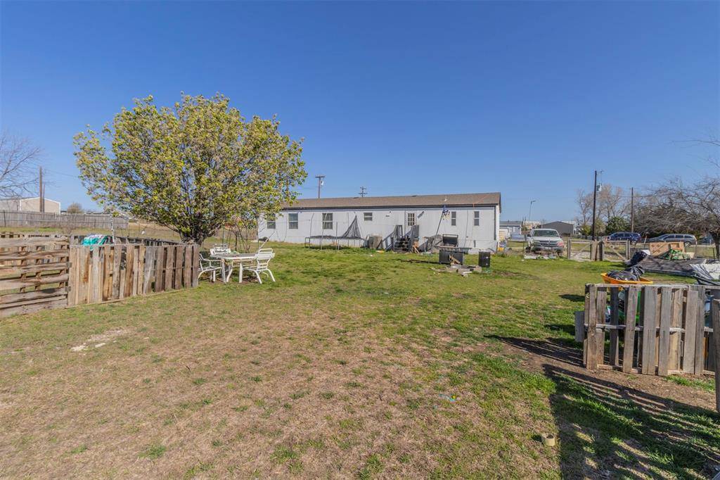 230 Private Road 4906, Haslet, TX 76052