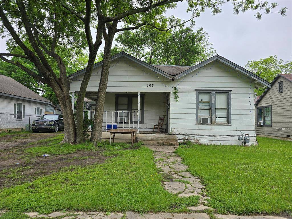 607 Moran Street, Gainesville, TX 76240
