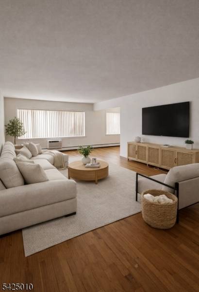 565 Grove St A-11 #A-11, Clifton City, NJ 07013