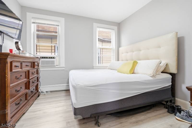 116 Mapes Ave, Newark City, NJ 07112