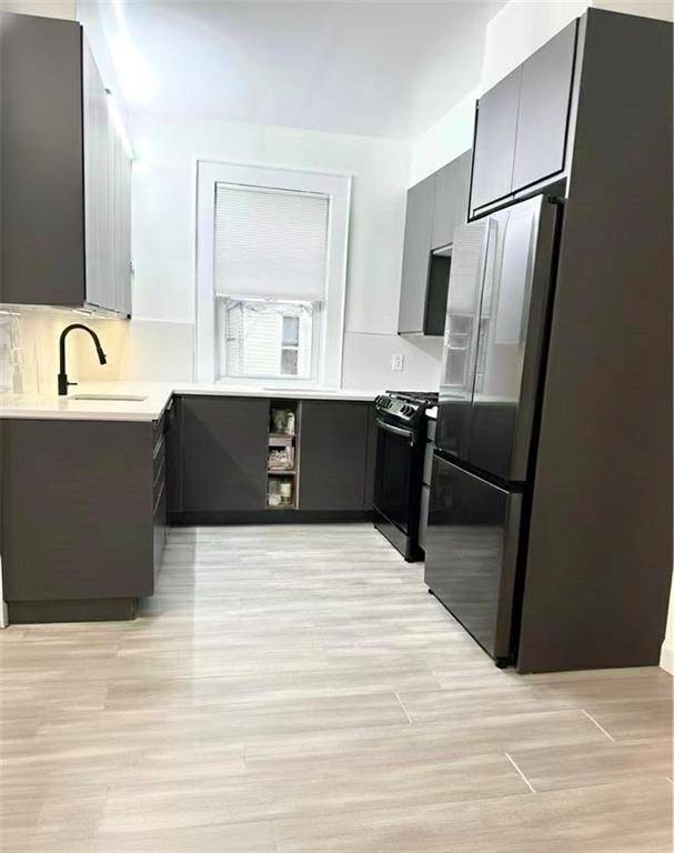 91-26 85th RD, Woodhaven, NY 11421