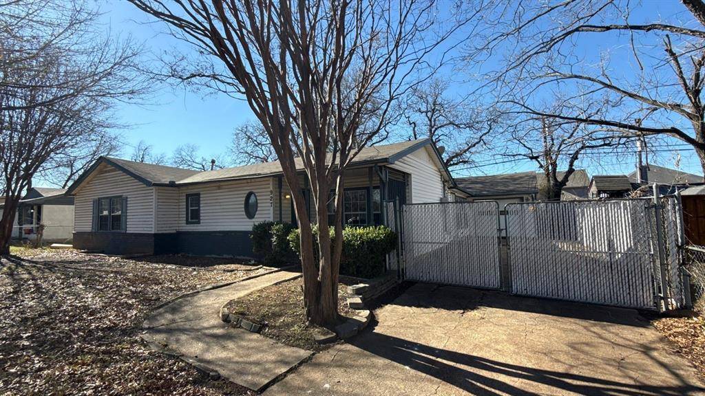 927 Powell Road, Mesquite, TX 75149