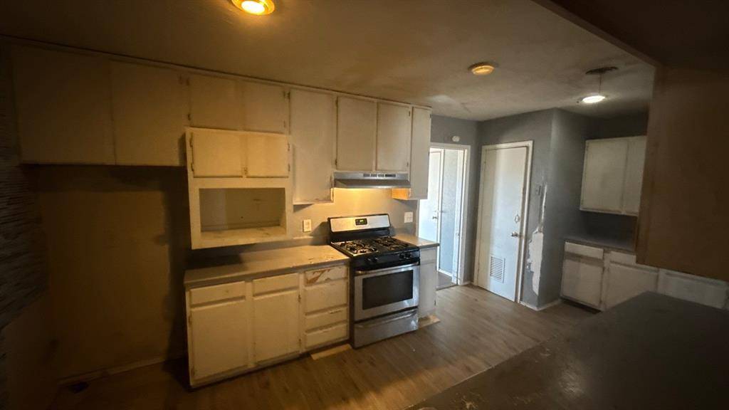 927 Powell Road, Mesquite, TX 75149