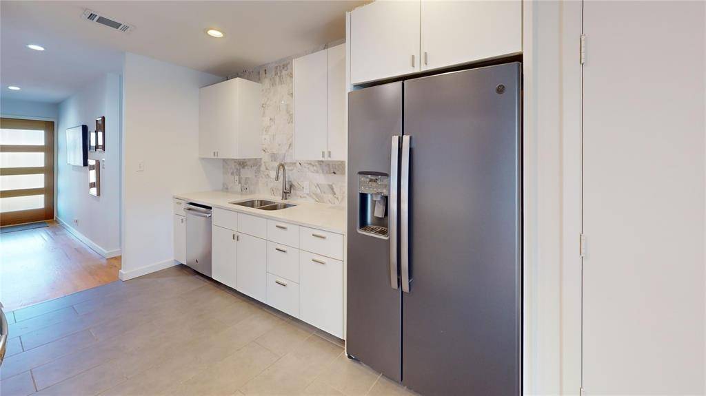 923 Melrose Drive, Richardson, TX 75080