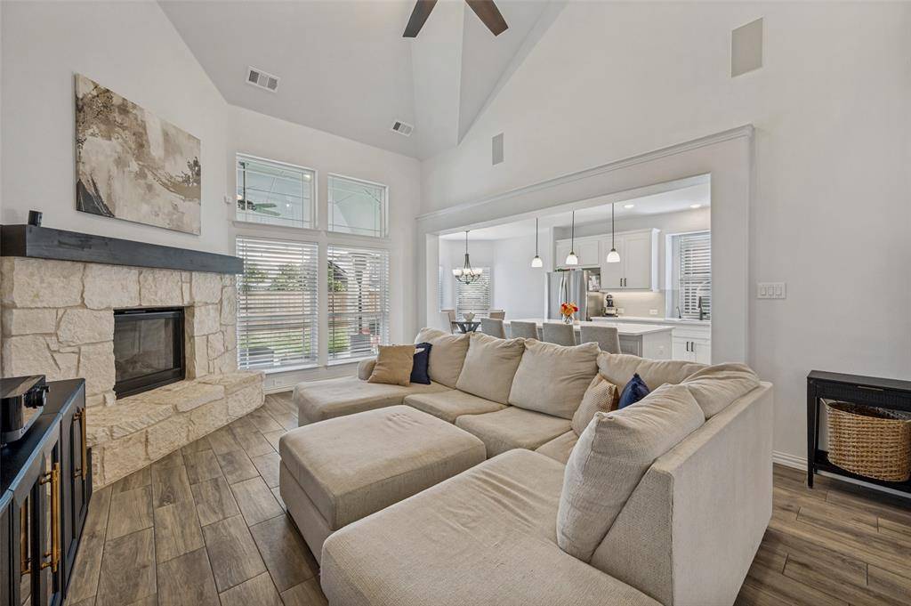 808 Violet Way, Celina, TX 75009