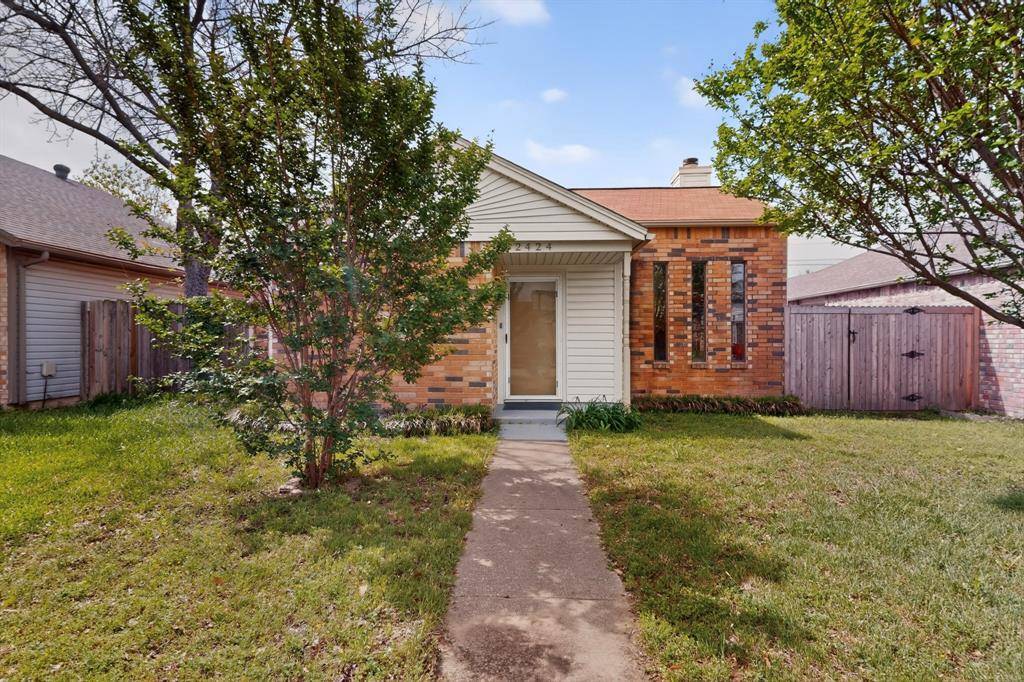 2424 Markland Street, Irving, TX 75060