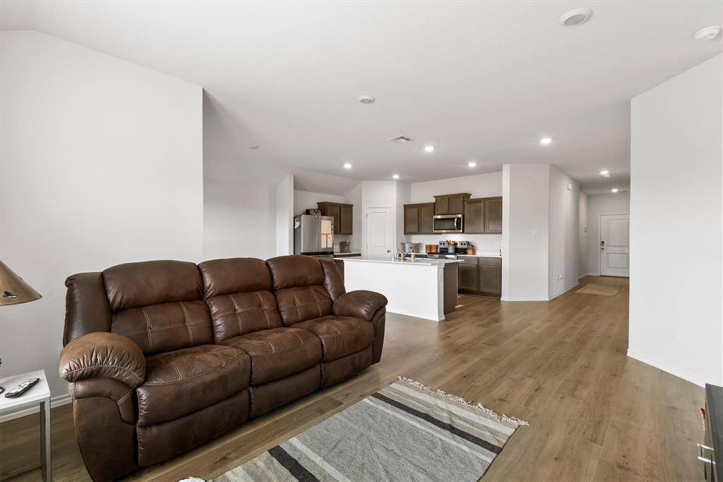 2518 Rockridge Drive, Crandall, TX 75114