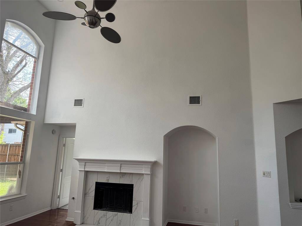 2105 Woodview Drive, Flower Mound, TX 75028