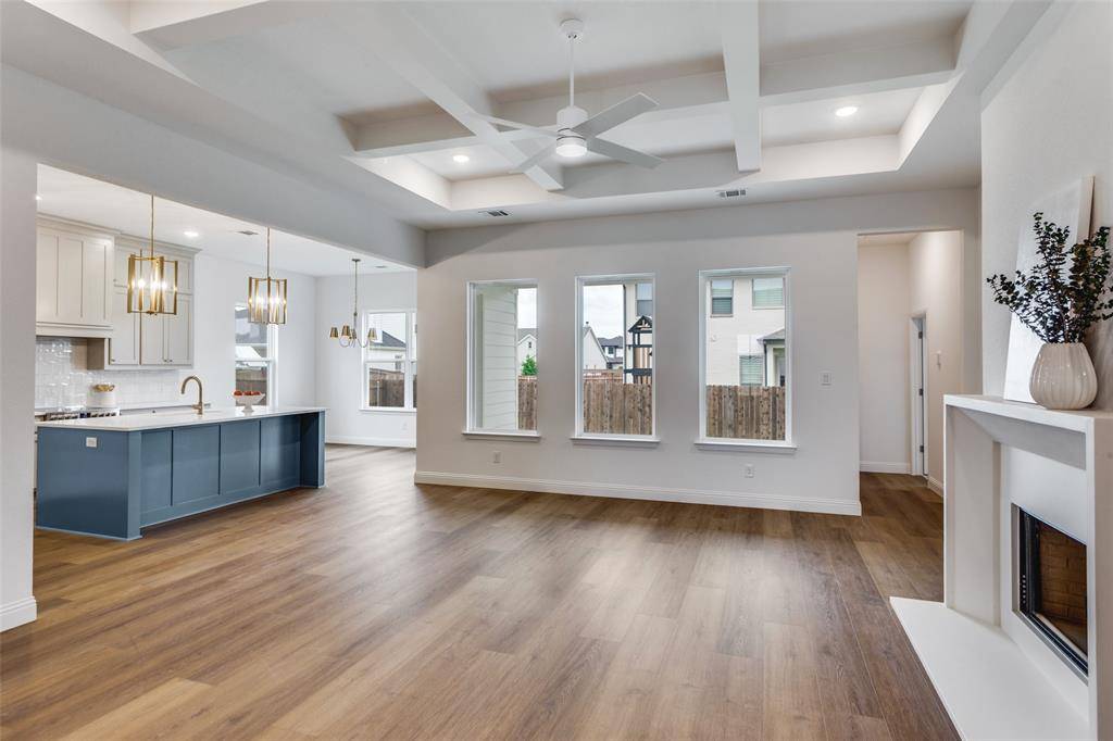 913 Triple Crown Court, Willow Park, TX 76087