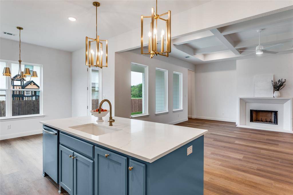 913 Triple Crown Court, Willow Park, TX 76087