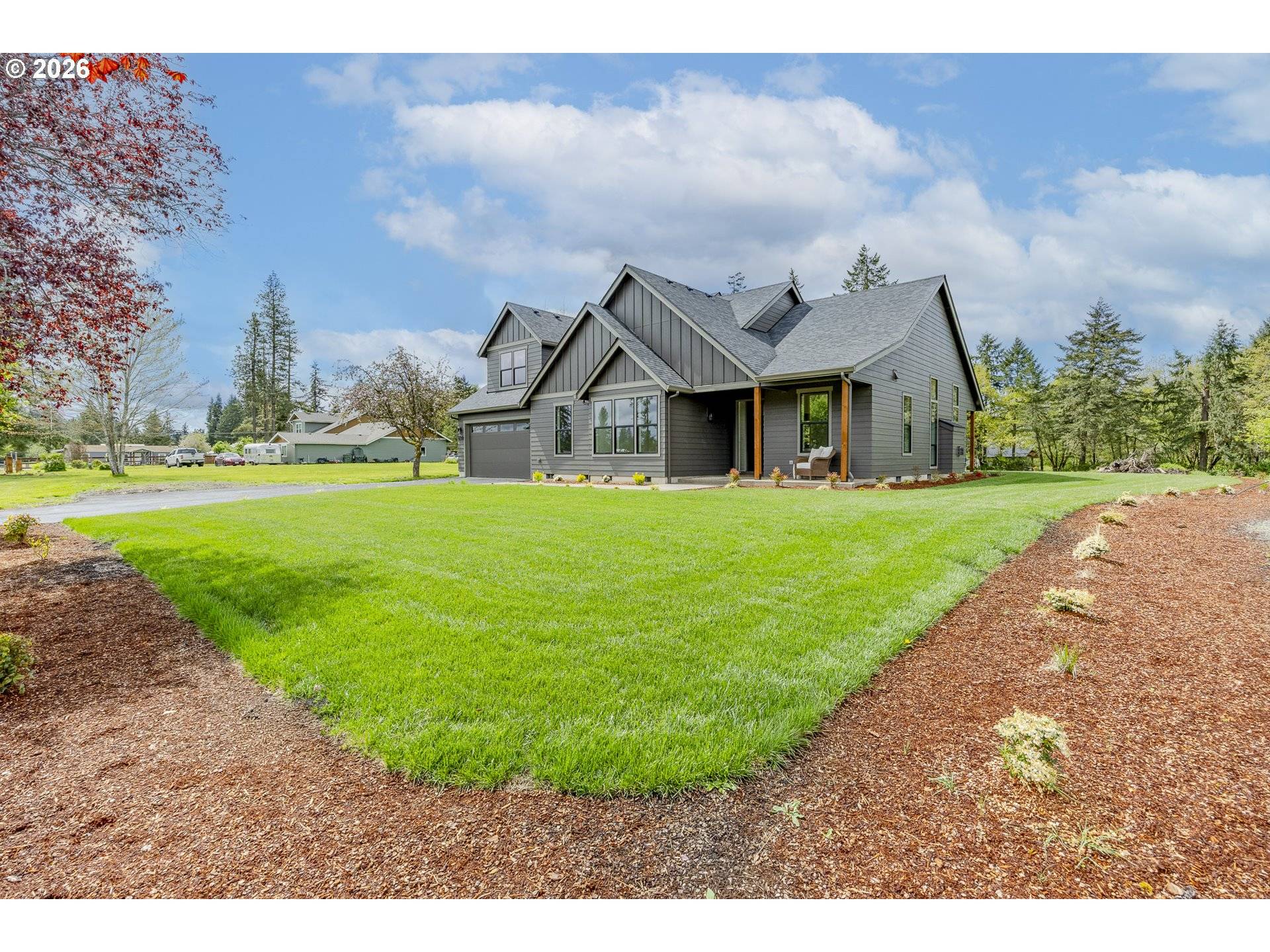 88368 JESSIE JAMES LN, Veneta, OR 97487