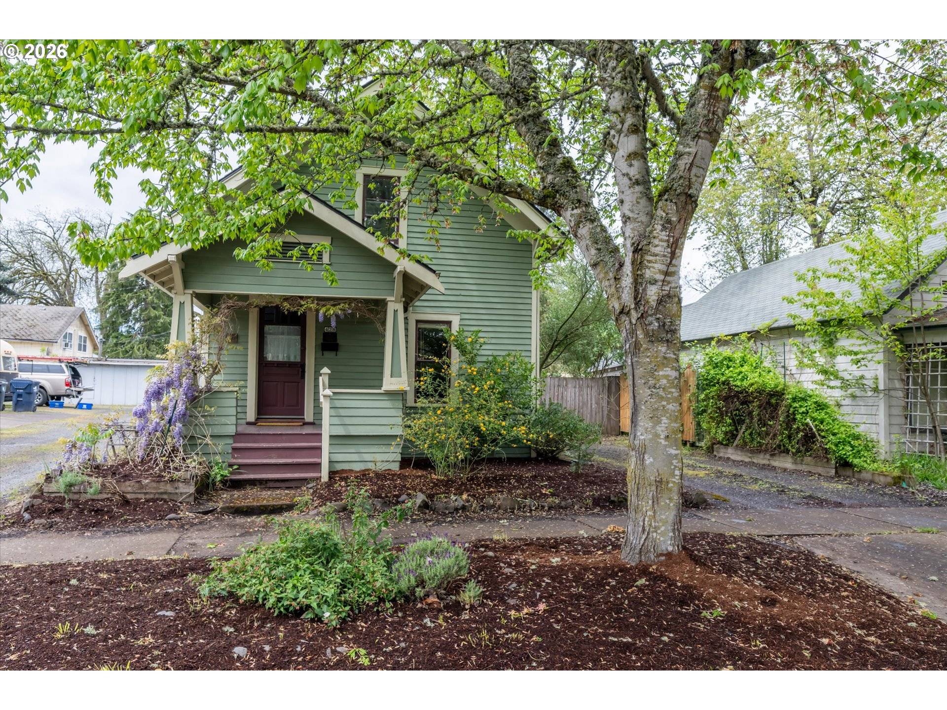 428 5TH ST, Springfield, OR 97477