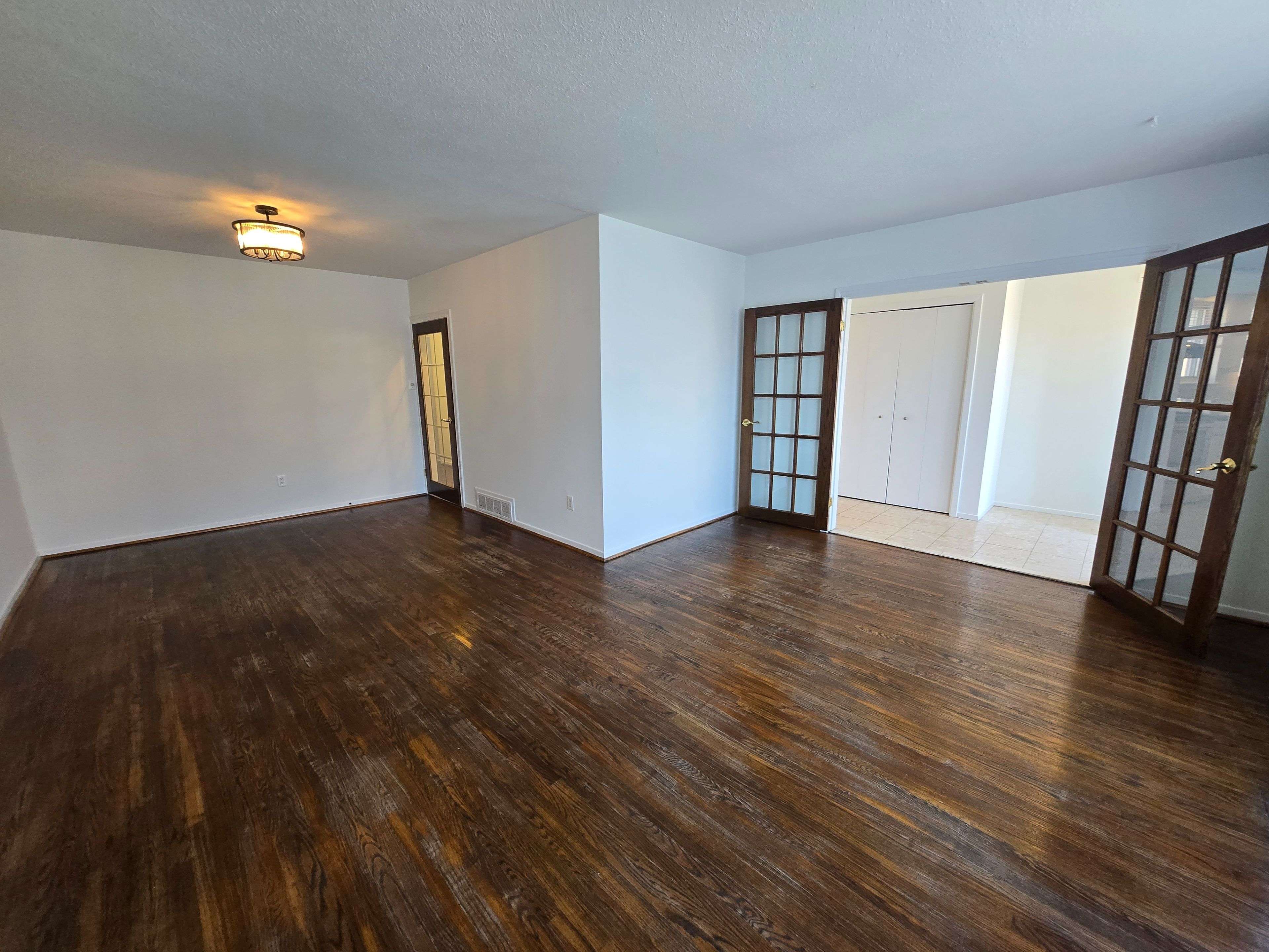 14 Pitfield RD #Upper, Toronto E07, ON M1S 1Y1