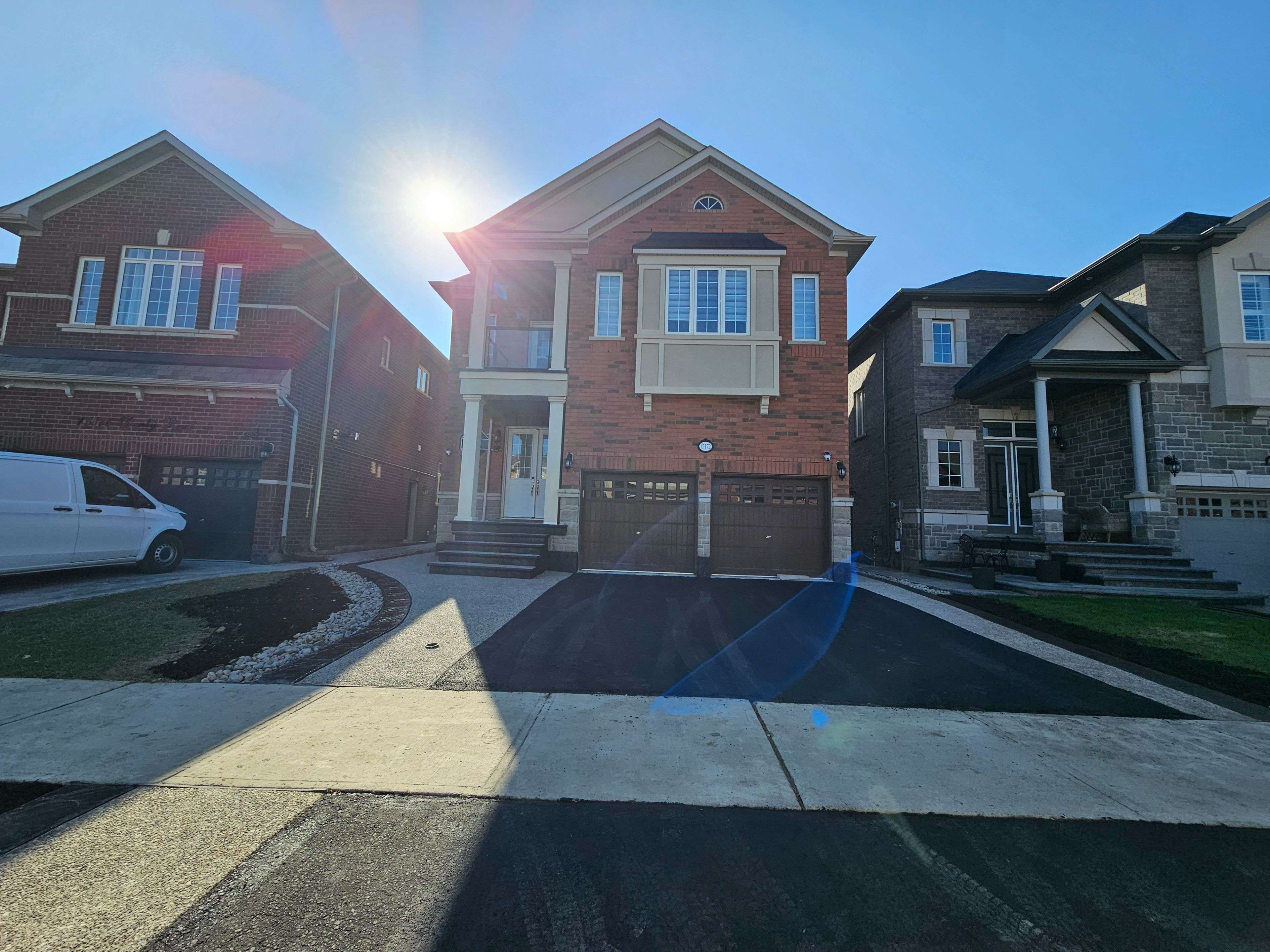 Address not disclosed, Halton Hills, ON L7G 0H6