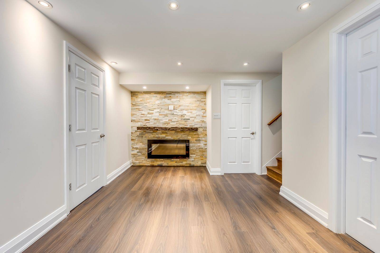 4351 Dublin CRES, Burlington, ON L7L 2S4