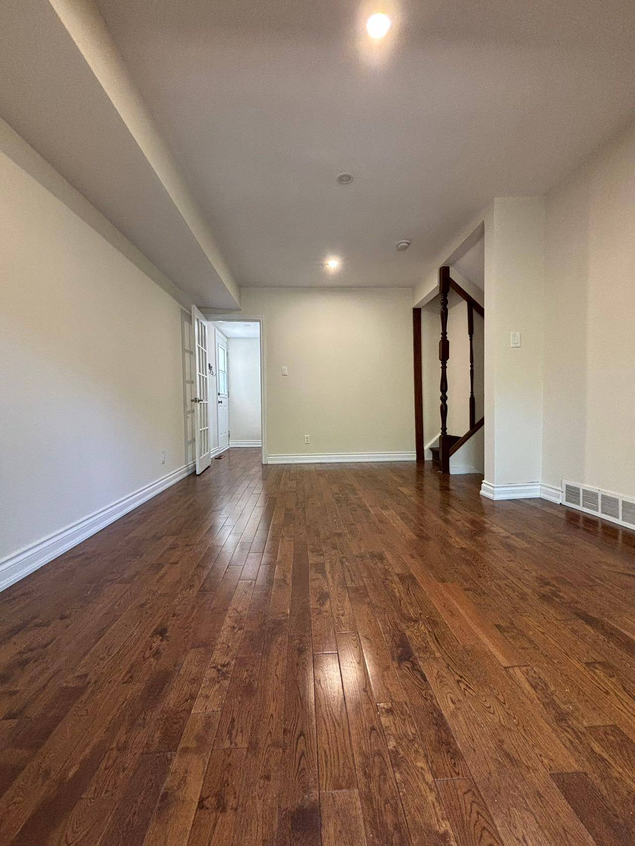 4351 Dublin CRES, Burlington, ON L7L 2S4