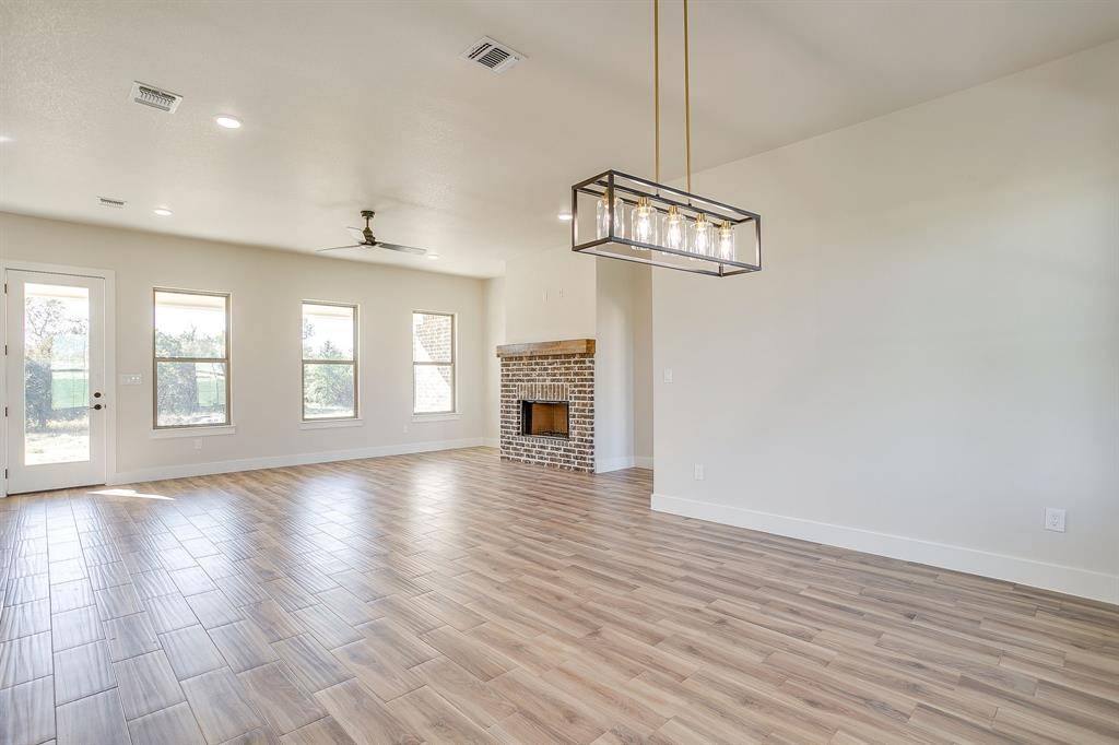 217 Kilkenny Road, Poolville, TX 76487