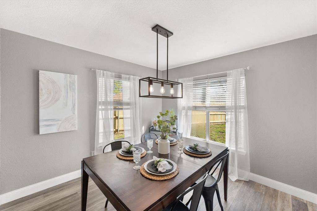 2700 Yorkfield Court, Arlington, TX 76001