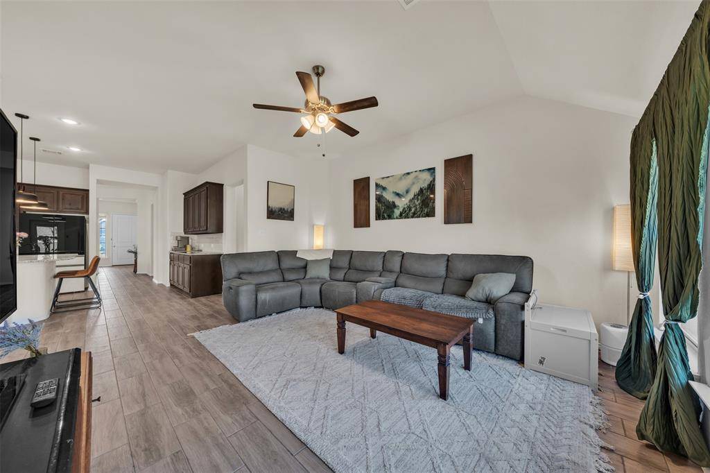 712 Long Iron Drive, Fort Worth, TX 76108