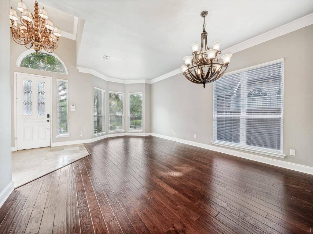 8605 Wellington Point Drive, Irving, TX 75063